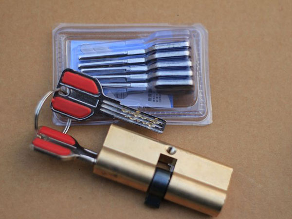 遵化24小时上门开锁公司